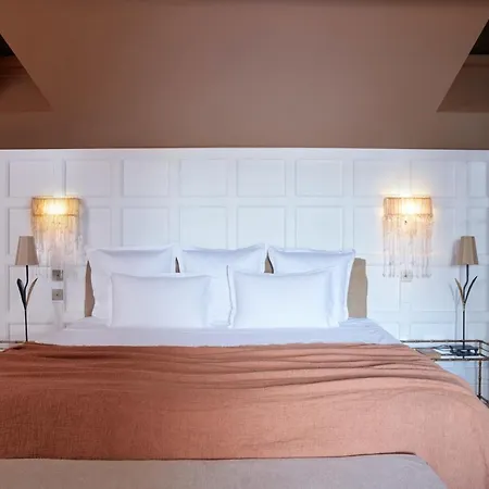 Brindos, & Chateau - Relais & Chateaux - Biarritz Hotel