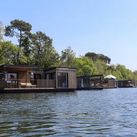 Brindos, Lac&château - Biarritz - Nouvelle Ouverture 5*