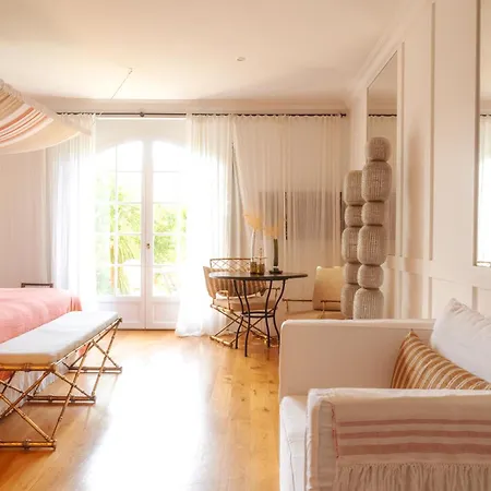 Brindos, & Chateau - Relais & Chateaux - Biarritz