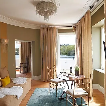 Brindos, & Chateau - Relais & Chateaux - Biarritz Hotel 5*