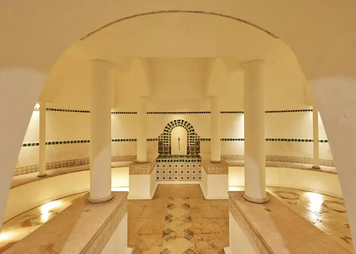 Brindos, & Chateau - Relais & Chateaux - Biarritz Hotel